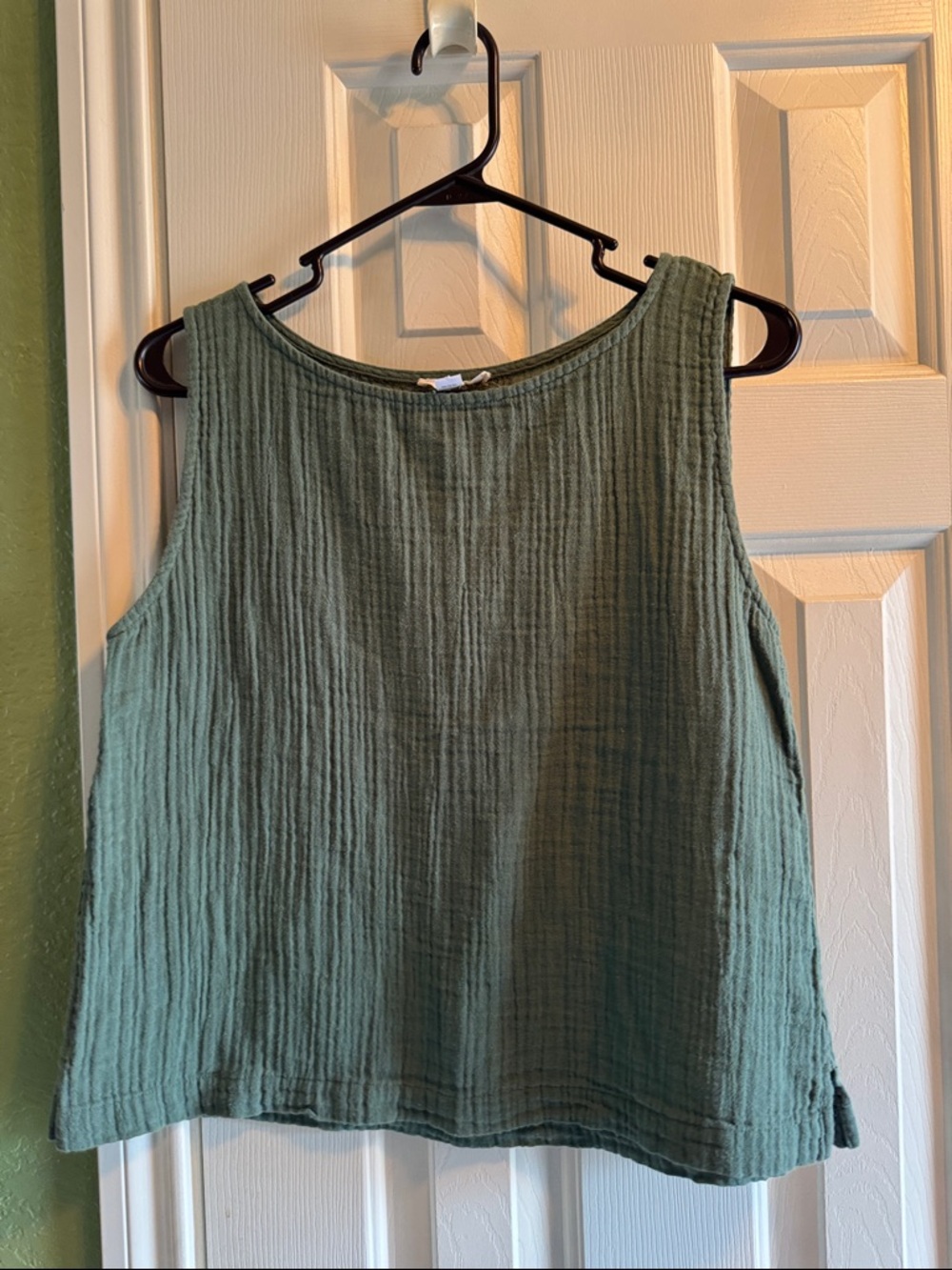 Eileen Fisher organic cotton top ( tag size is missing)